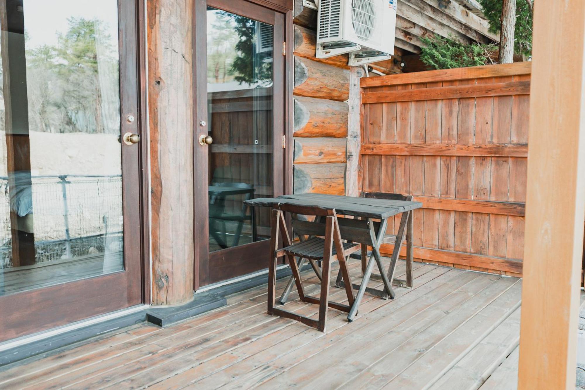 Hakuba Brownie Cottages Bagian luar foto