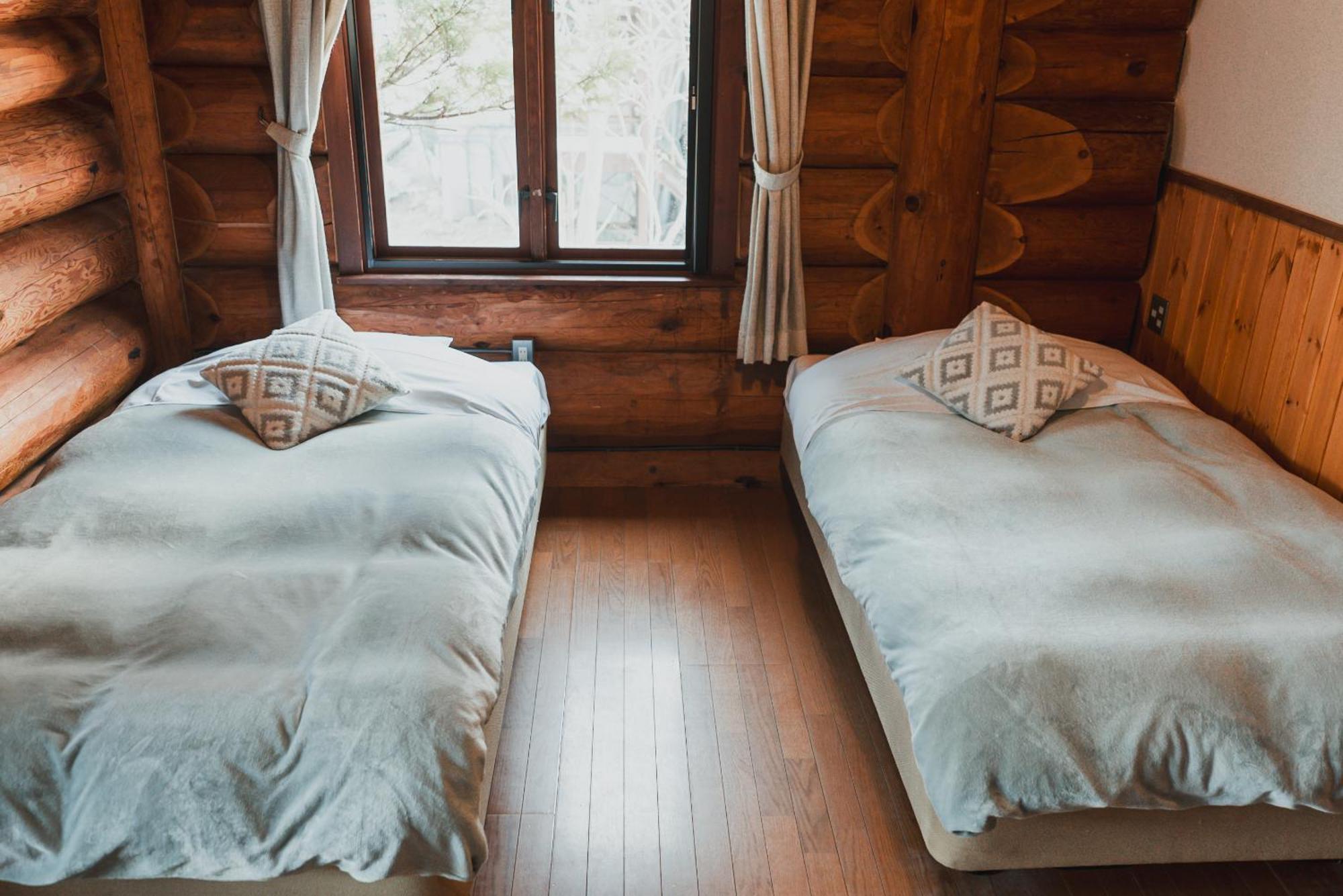 Hakuba Brownie Cottages Bagian luar foto