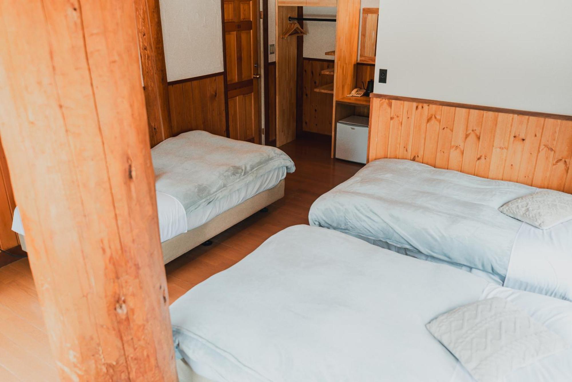 Hakuba Brownie Cottages Bagian luar foto